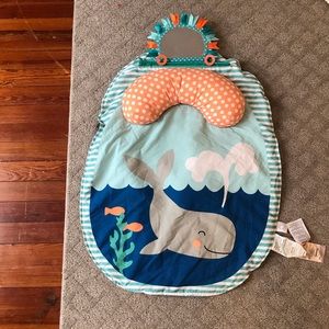 Baby tummy time matt